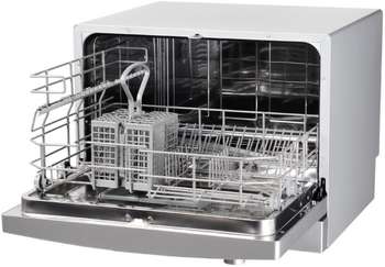 Посудомоечная машина HOTPOINT-ARISTON HCD 662 EU белый